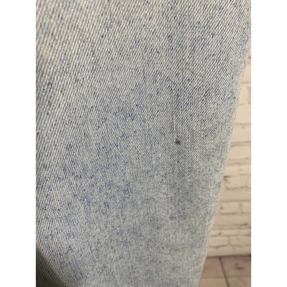 Levi Strauss Relaxed Fit 540 Distressed Wrinkle Free Light Wash Jeans (42x31.5) - Picture 11 of 16